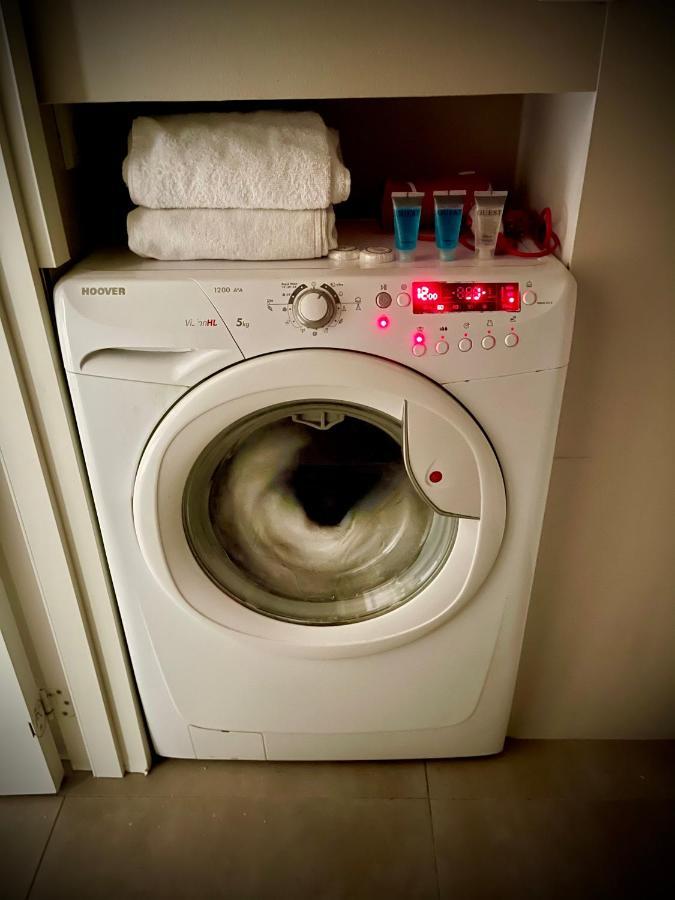 Super Apartament Green Rondo Onz Metro Nowe Wifi 300 Mb/S Aircondition Netflix Spotify Warszawa Eksteriør bilde